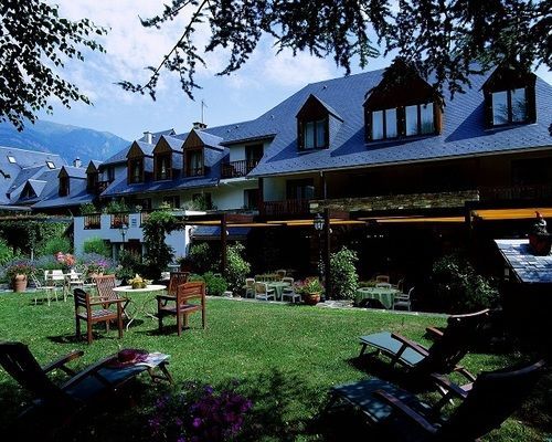 Hotel Mir Сен-Ларі-Сулан Екстер'єр фото