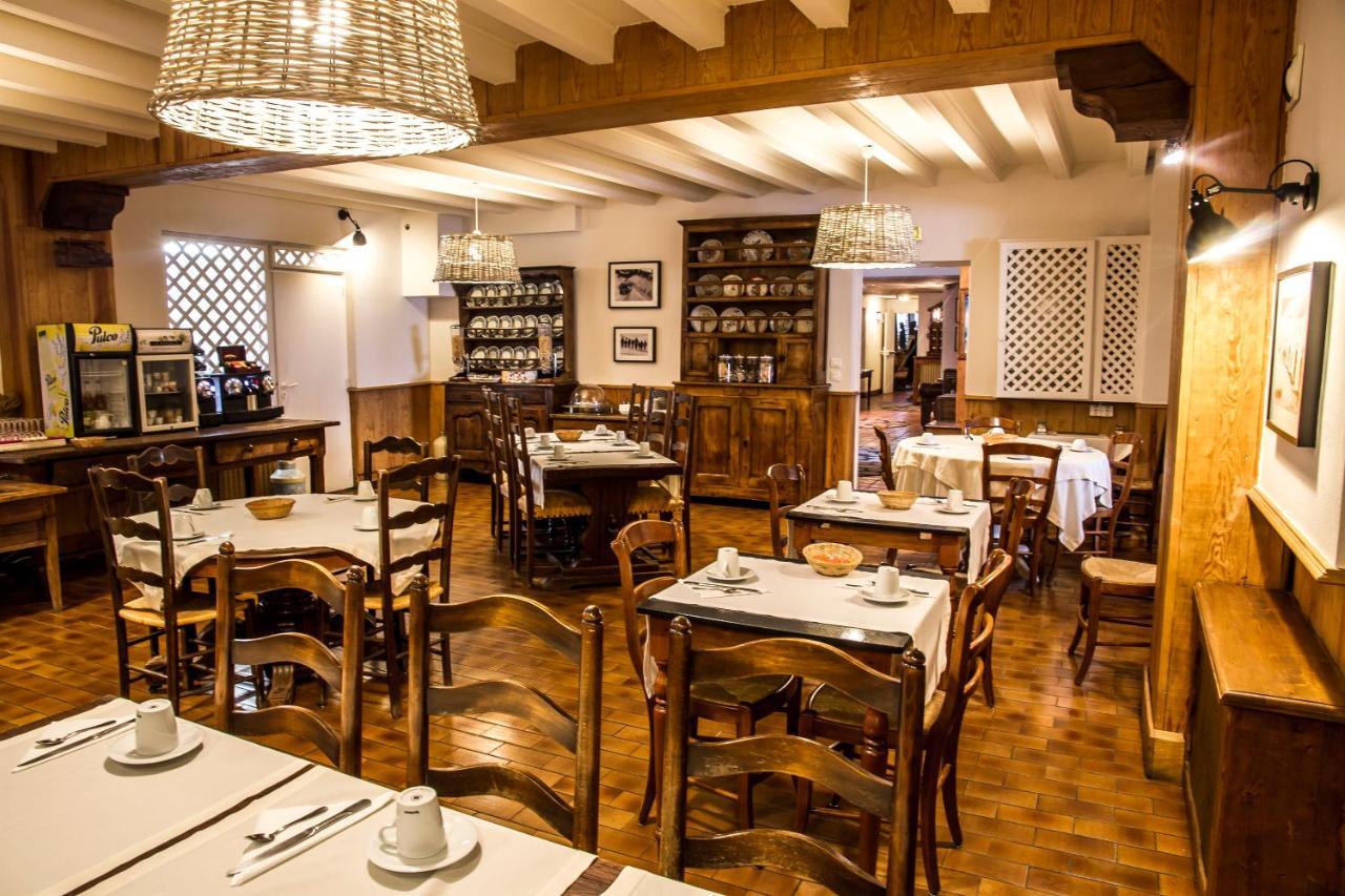 Hotel Mir Сен-Ларі-Сулан Екстер'єр фото